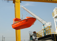 HMD14 - Single Arm Rescue boat Davit